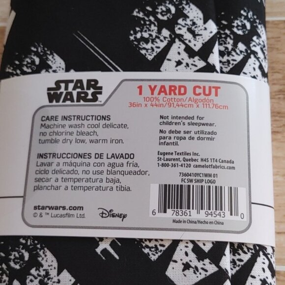 BNIP Disney Star Wars 1 yard cut craft fabric brand new - Picture 4 of 5
